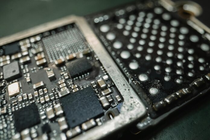 semiconductor chip close up